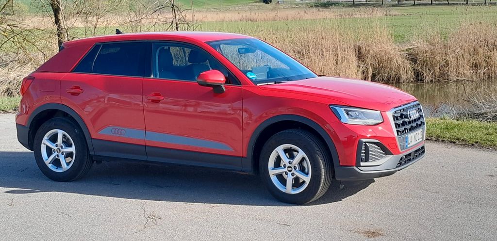 Audi Q2 10.600 km 33.000 &euro; Gerzen 84175