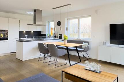 Wohnung Holzkirchen - 2 Zimmer, 79 m&sup2;, 1.715&euro; | Angebot:26336671