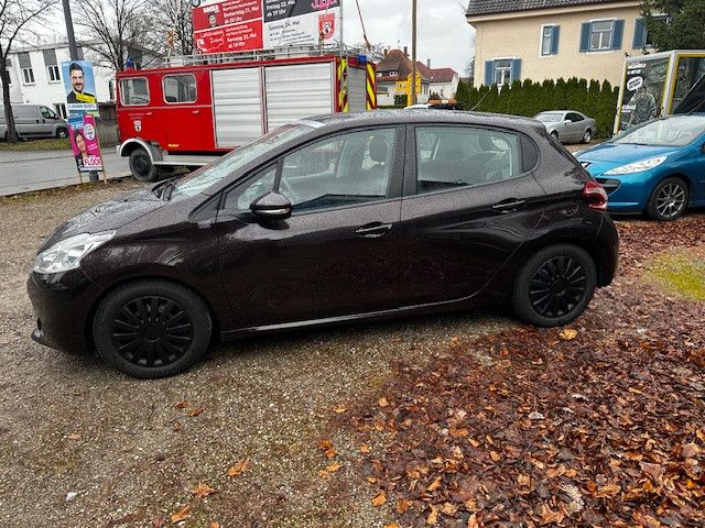 Peugeot 208 128.000 km 4.100 &euro; Weilheim 82362