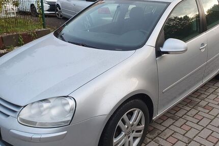 VW Golf 182.500 km 1.990 &euro; Chemnitz 09114