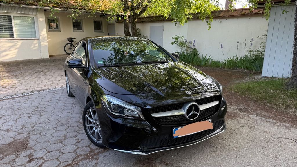 Mercedes-Benz CLA 180 116.000 km 17.500 &euro; Germering 82110