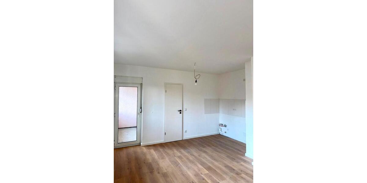 Etagenwohnung Ludwigshafen am Rhein Parkinsel - 3 Zimmer, 64 m&sup2;, 900&euro; | Angebot:25989176