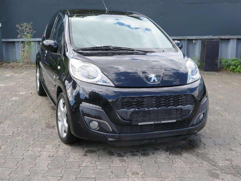 Peugeot 107 120.000 km 3.950 € Saarbrücken 66117