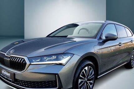 Skoda Superb 4.500 km 53.770 &euro; Dessau 06847