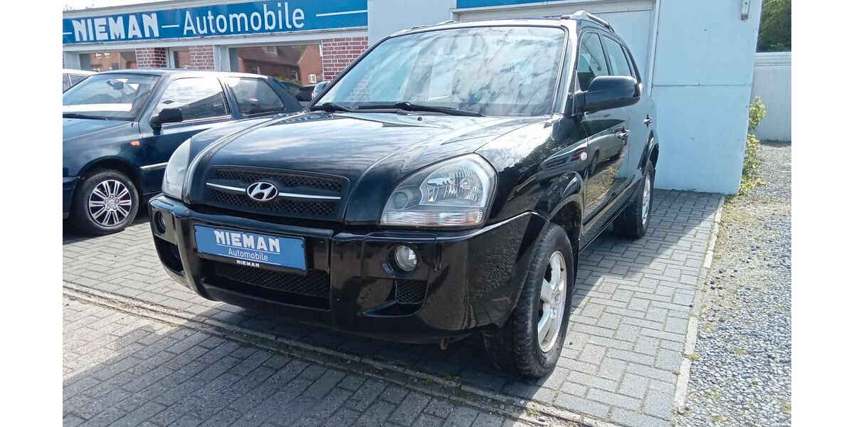 Hyundai TUCSON 131.000 km 5.680 &euro; Emden 26721