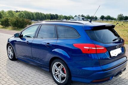 Ford Focus 211.713 km 7.980 € Ohrdruf 99885