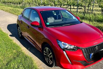 Peugeot 208 57.000 km 10.990 &euro; Illingen 75428