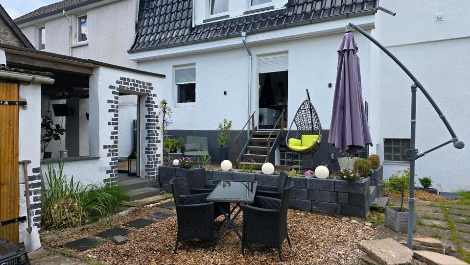 Doppelhaushälfte Northeim - 6 Zimmer, 160 m&sup2;, 240.000&euro; | Angebot:27126836