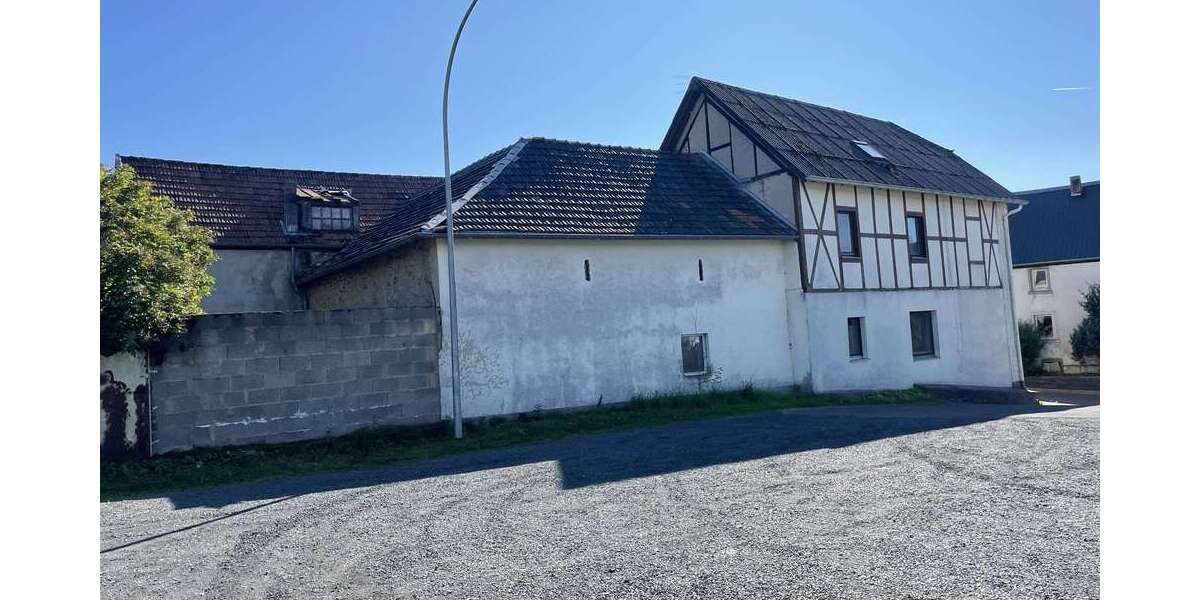 Haus zum Kaufen in Dahlem- Schmidtheim 149.000 € 134 m² 7 zimmer