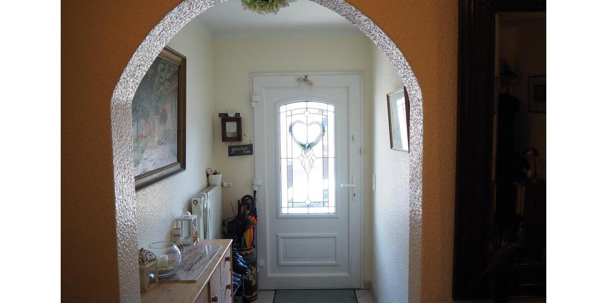 Erdgeschoßwohnung Marsberg - 2.5 Zimmer, 94 m&sup2;, 750&euro; | Angebot:26343006
