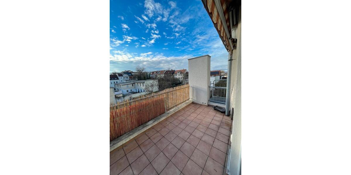 Etagenwohnung Halle (Saale) Am Wasserturm/Thaerviertel - 1 Zimmer, 35 m&sup2;, 470&euro; | Angebot:26412767