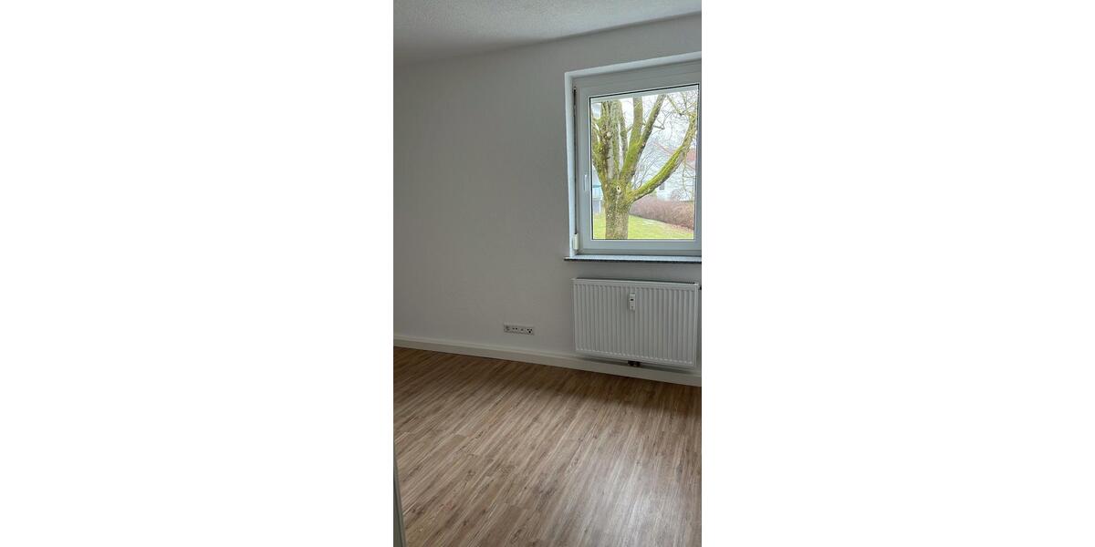 Erdgeschoßwohnung Laupheim - 3 Zimmer, 67 m&sup2;, 1.050&euro; | Angebot:25353995
