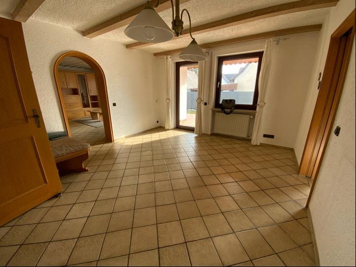 Einfamilienhaus Manching - 6 Zimmer, 190 m&sup2;, 1.500&euro; | Angebot:24849904