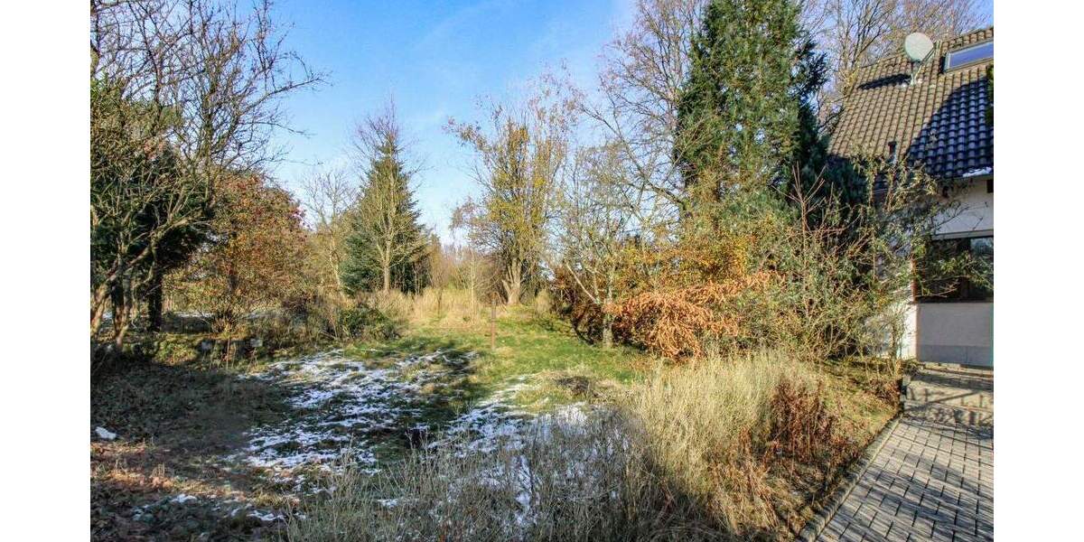 Aufgeteiltes Wohn- und Bürohaus in Sackgassenlage mit Tiefgarage und großem Naturgarten 1 zimmer