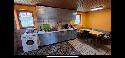 GEMÜTLICH, LÄNDLICH MIT GROßER SCHEUNE - Einfamilienhaus Seßlach | Angebot:26643881