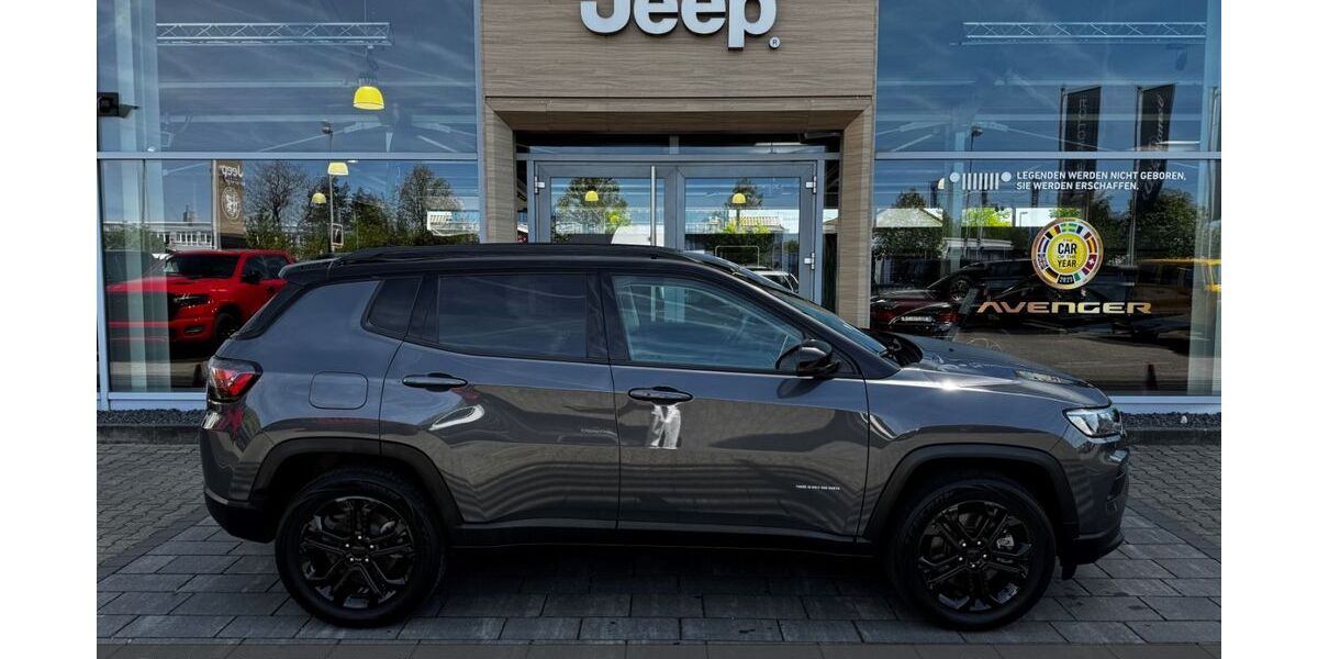 Jeep Compass 26.441 km 27.490 &euro; Aschaffenburg 63741