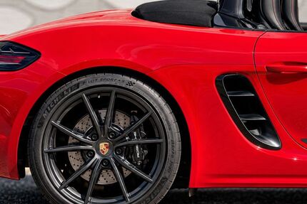 Porsche Boxster 13.432 km 63.000 &euro; München 81479