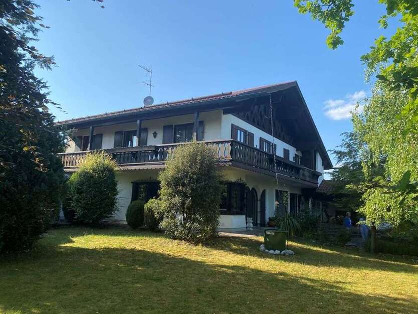 Haus zum Kaufen in Starnberg 1.390.000 € 261 m²