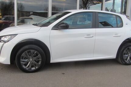 Peugeot e-208 43.800 km 17.450 &euro; Riedlingen 88499