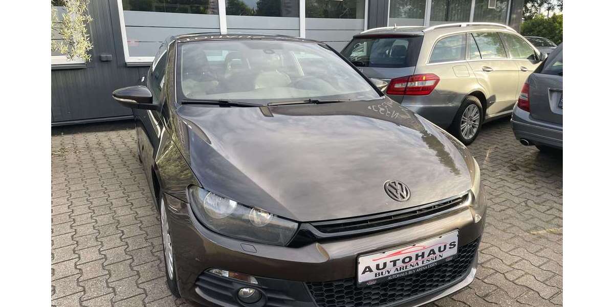 VW Scirocco 225.000 km 3.900 &euro; Essen 45356