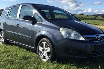 Opel Zafira 240.000 km 1.950 € Metzingen 72555