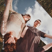 The Late Summers | Café Nun