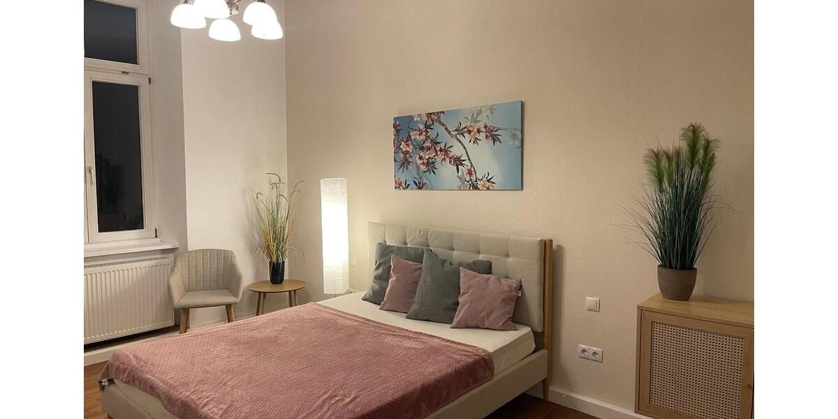 Etagenwohnung Würzburg - 4 Zimmer, 16 m&sup2;, 450&euro; | Angebot:25428016