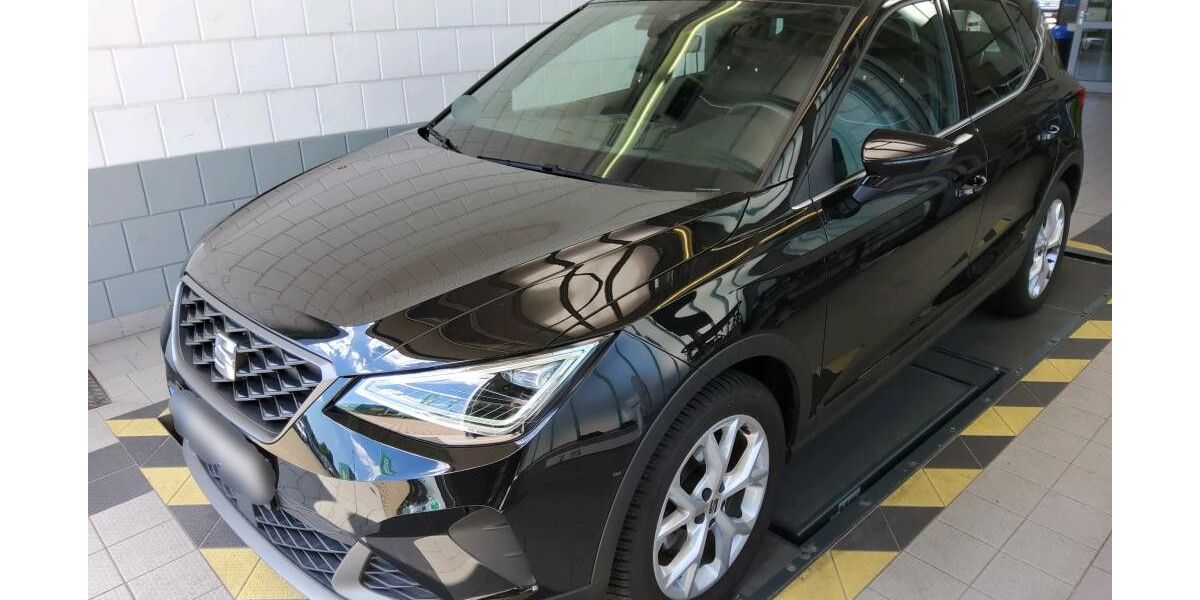 Seat Arona 19.858 km 22.200 &euro; Sasbach 77880