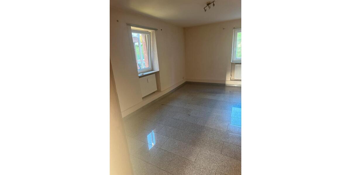Erdgeschoßwohnung Weilbach - 1 Zimmer, 70 m&sup2;, 600&euro; | Angebot:26400714