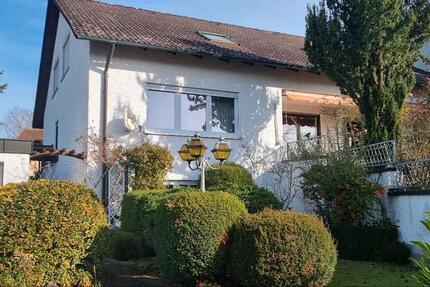 Haus Regenstauf - 11 Zimmer, 314 m&sup2;, 739.000&euro; | Angebot:24487237