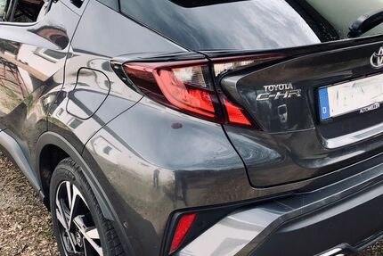 Toyota C-HR 26.000 km 24.900 &euro; Achim 28832