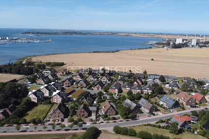 + Strandlage - Reihenhäuser, Wohnungen oder Ferienwohnungen möglich + zimmer