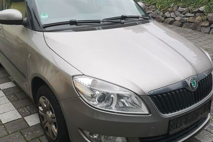 Skoda Fabia 230.000 km 1.900 € Koblenz 56077