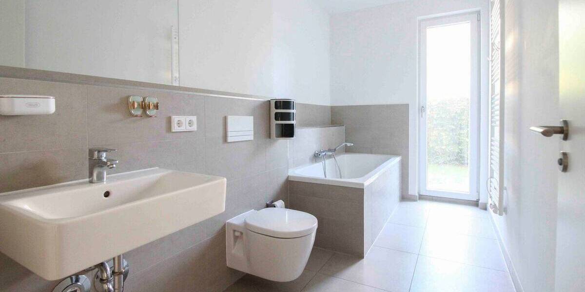 Etagenwohnung Chemnitz Hutholz - 4 Zimmer, 107 m&sup2;, 299.000&euro; | Angebot:26731185