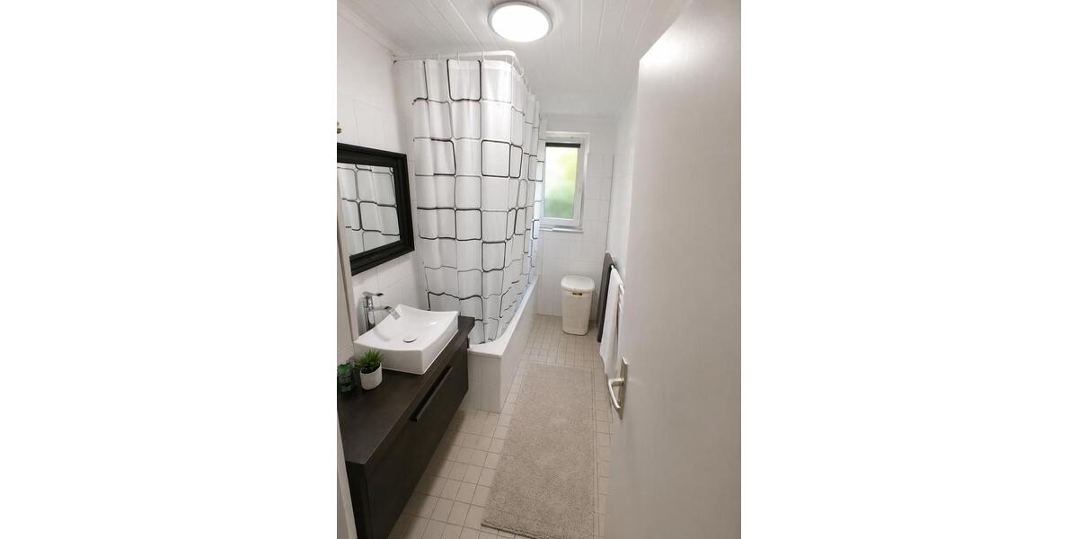 Etagenwohnung Stuttgart Mühlhausen - 4 Zimmer, 86 m&sup2;, 370.000&euro; | Angebot:26817218