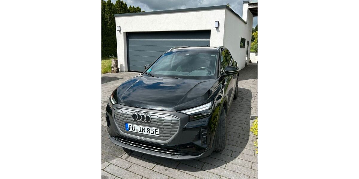 Audi Q4 e-tron 58.900 km 24.490 &euro; Borchen 33178