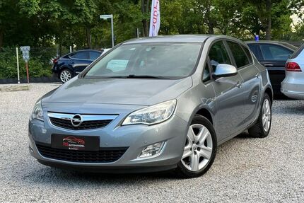 Opel Astra 169.000 km 4.199 &euro; Berlin 13158
