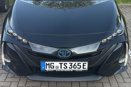 Toyota Prius 68.000 km 19.900 &euro; Mönchengladbach 41065