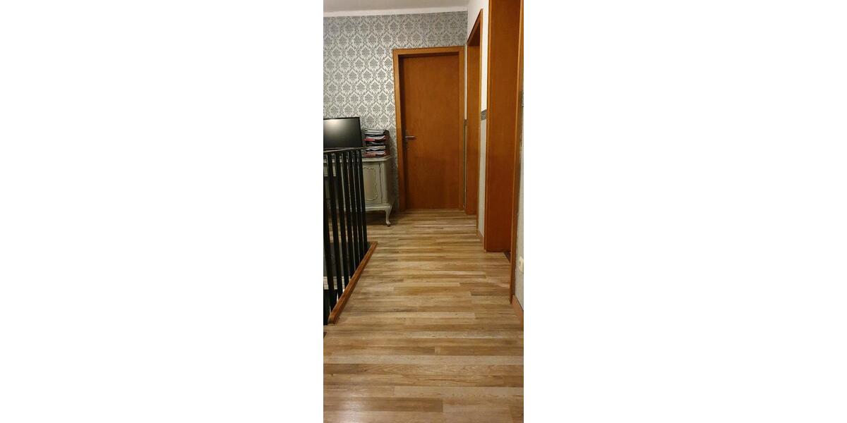 Einfamilienhaus Andernach - 6 Zimmer, 130 m&sup2;, 345.000&euro; | Angebot:26398924