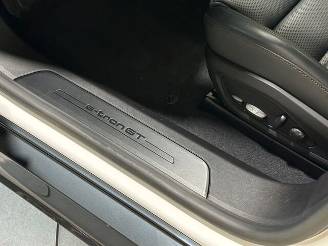 Audi e-tron GT quattro Navi*Leder*Matrix*HUD*1.Hand 91.446 km 47.999 &euro; Gebesee 99189