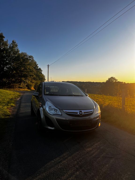 Opel Corsa 114.265 km 5.000 € Schalksmühle 58579