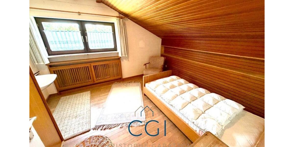 Einfamilienhaus Blieskastel - 10 Zimmer, 250 m&sup2;, 249.000&euro; | Angebot:27135161