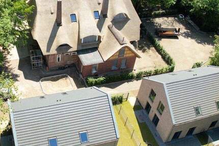 Haus Hamburg Bergstedt - 4 Zimmer, 189 m&sup2;, 2.750&euro; | Angebot:25533897