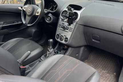 Opel Corsa 153.000 km 3.990 &euro; Berlin 12163