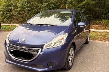 Peugeot 208 107.000 km 3.100 &euro; Neuss 41468