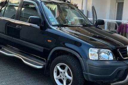 Honda CR-V 177.000 km 3.500 &euro; Frankfurt 65936