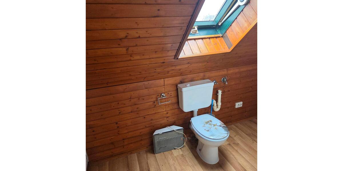 Dachgeschoßwohnung Friedberg - 2 Zimmer, 50 m&sup2;, 500&euro; | Angebot:24681474