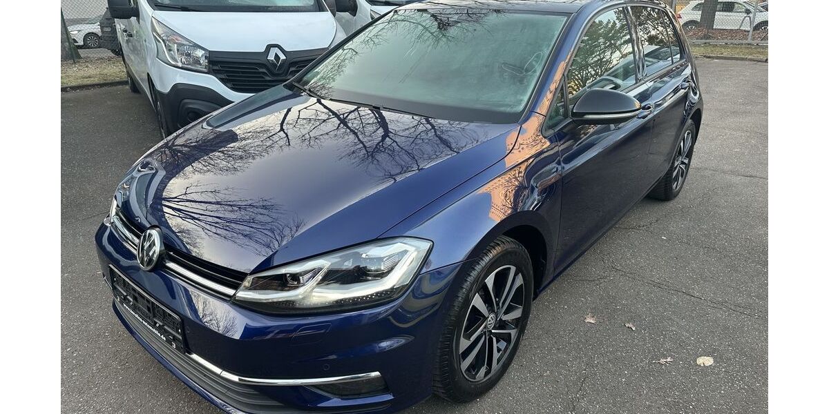 VW Golf 93.742 km 13.990 &euro; Berlin 12249