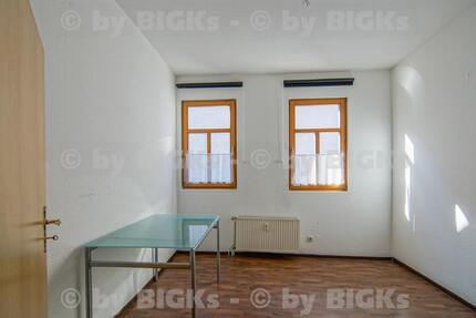 BIGKs - Suhl: Mitte 2 Raum Wohnung ,WG geeignet, Dusche, sep. Küche (-;) - Wohnung Suhl Suhl Mitte | Angebot:27725552