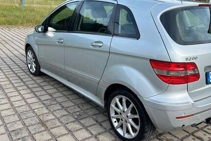 Mercedes-Benz B 200 208.500 km 2.450 &euro; Königsee 07426